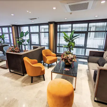 Hotell Innpera 4*